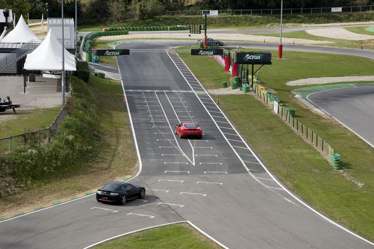 Track days Journée circuit Lyon Actua Driving
